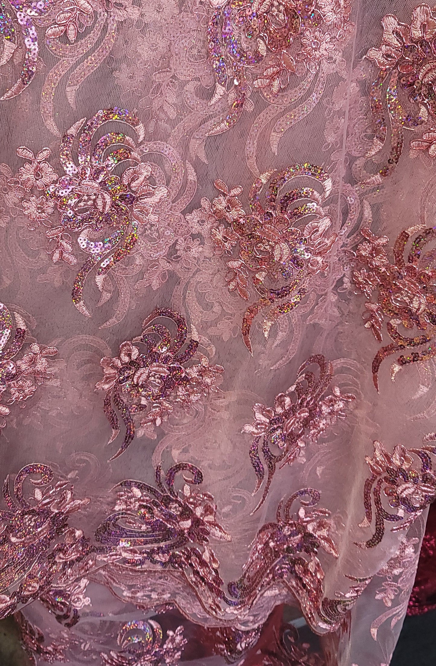 HOLOGRAM SEQUIN LACE