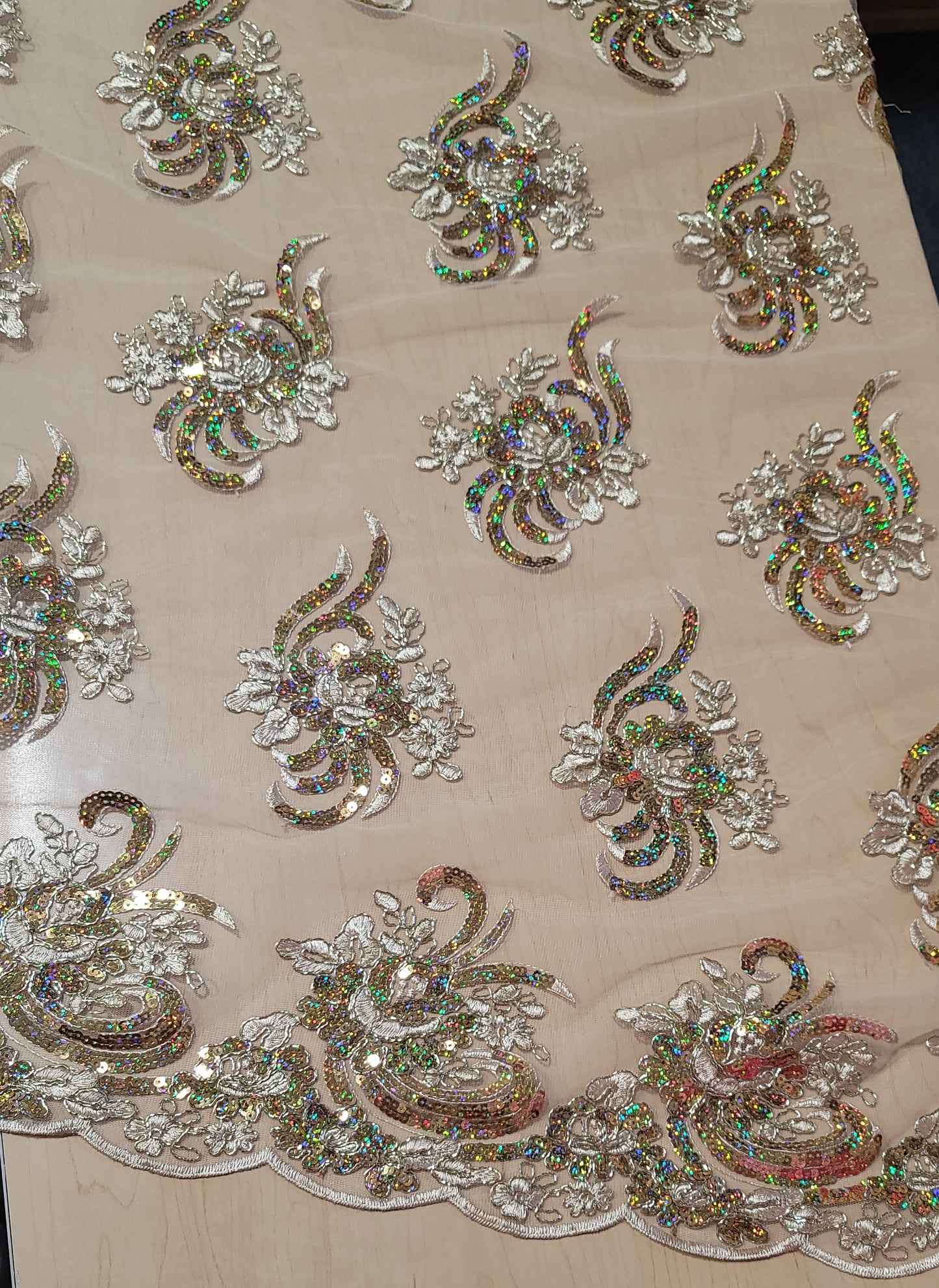 HOLOGRAM SEQUIN LACE